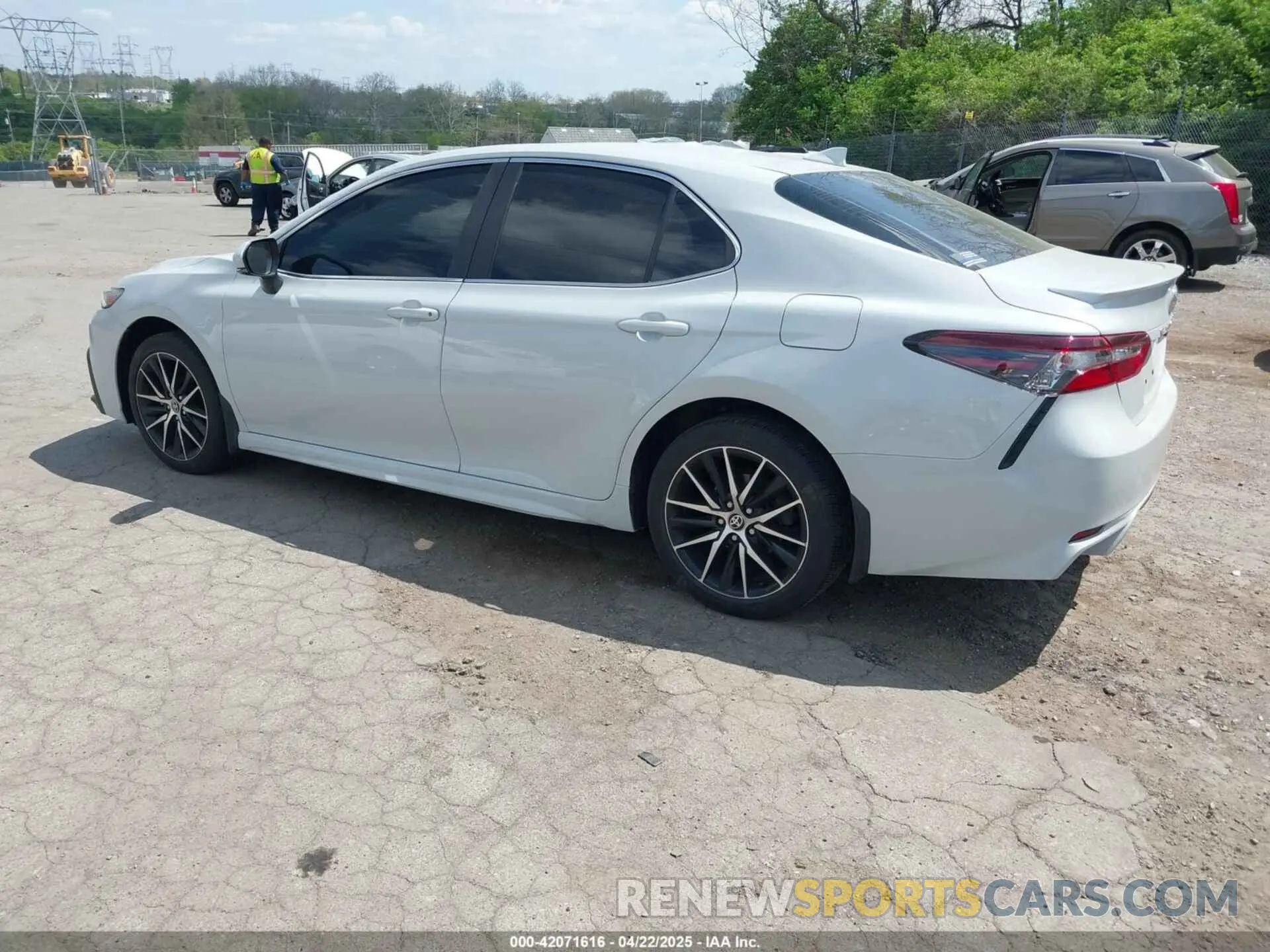 3 Photograph of a damaged car 4T1G11BK4NU048290 TOYOTA CAMRY 2022