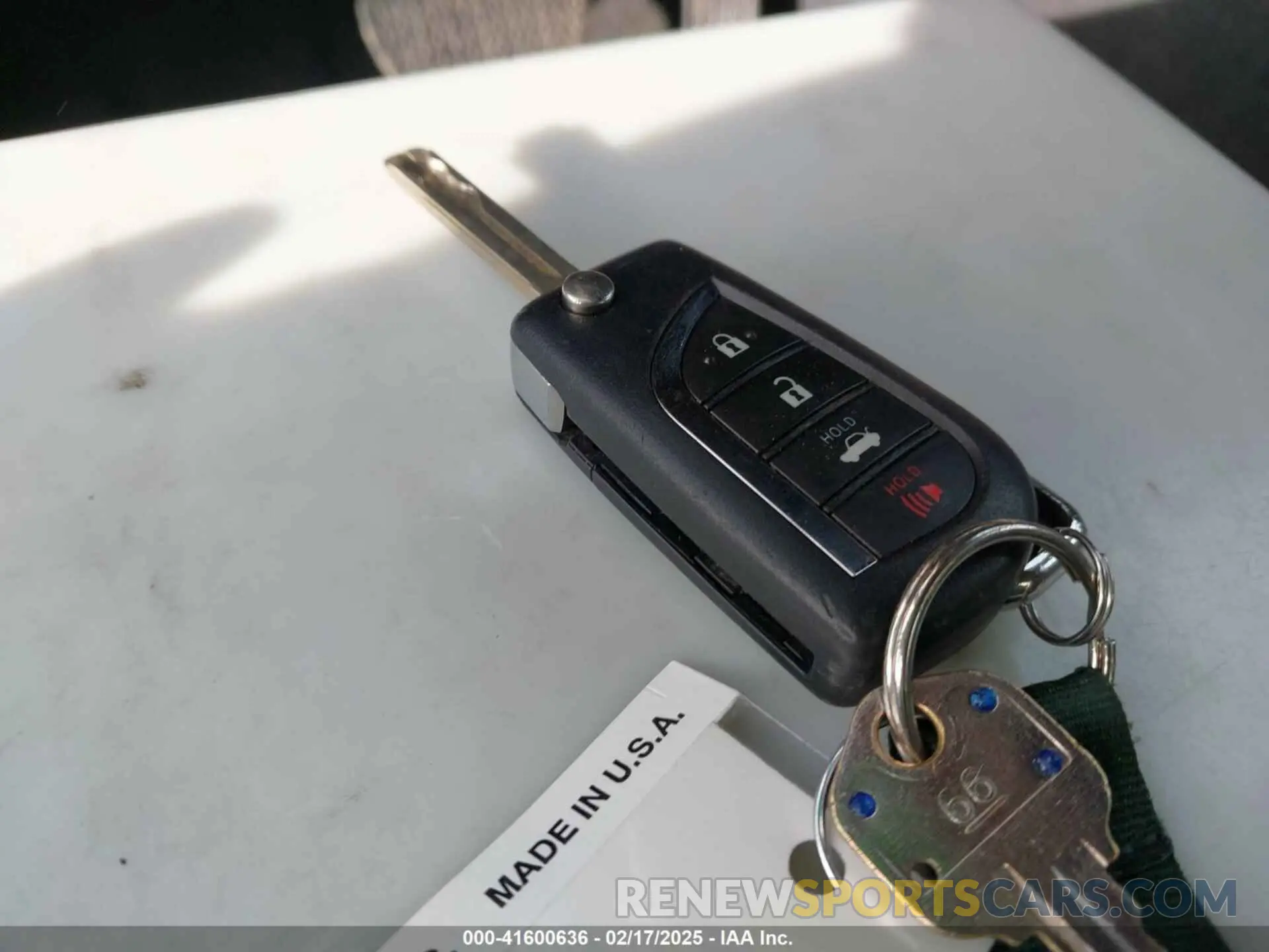11 Фотография поврежденного автомобиля 4T1G11BK4NU054848 TOYOTA CAMRY 2022