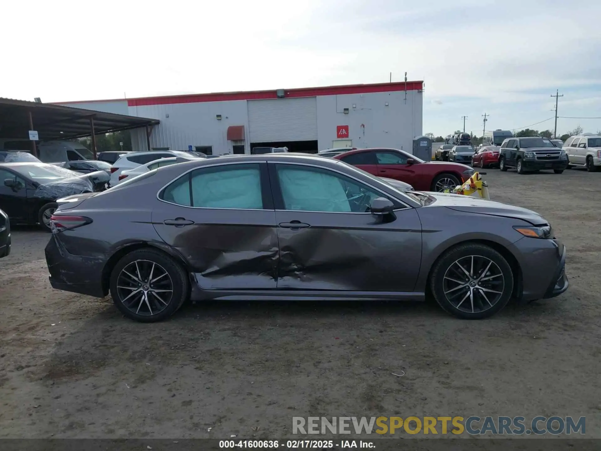 13 Фотография поврежденного автомобиля 4T1G11BK4NU054848 TOYOTA CAMRY 2022