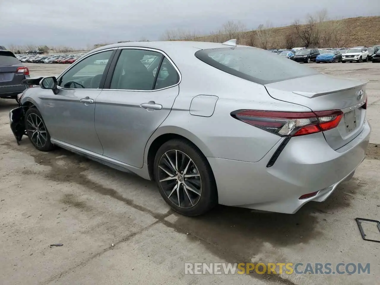2 Photograph of a damaged car 4T1G11BK4NU071469 TOYOTA CAMRY 2022