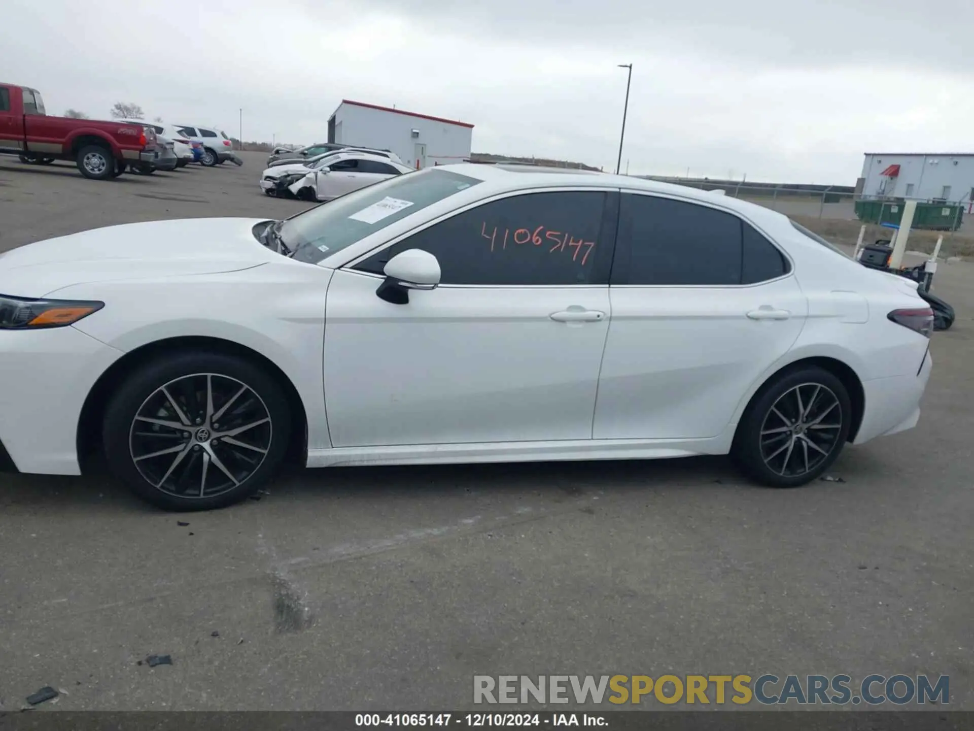 14 Фотография поврежденного автомобиля 4T1G11BK7NU059476 TOYOTA CAMRY 2022