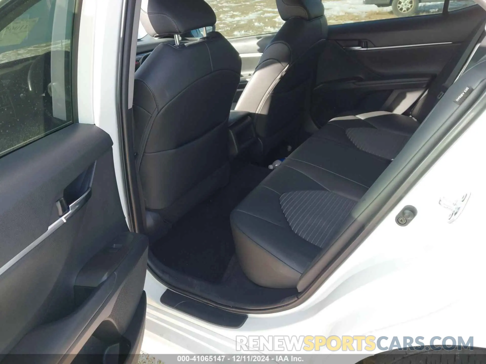 8 Фотография поврежденного автомобиля 4T1G11BK7NU059476 TOYOTA CAMRY 2022