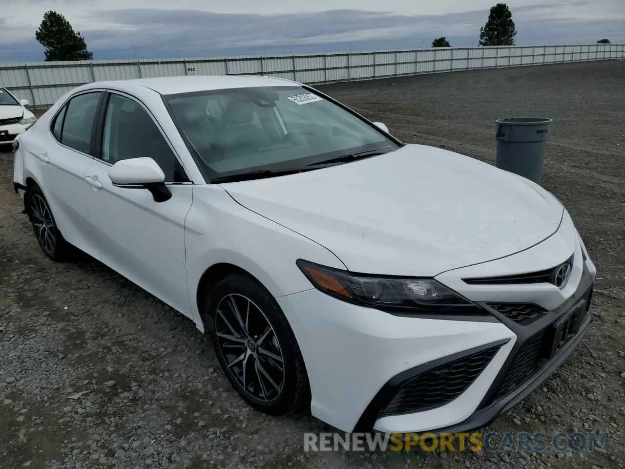 1 Фотография поврежденного автомобиля 4T1G11BK9NU049953 TOYOTA CAMRY 2022