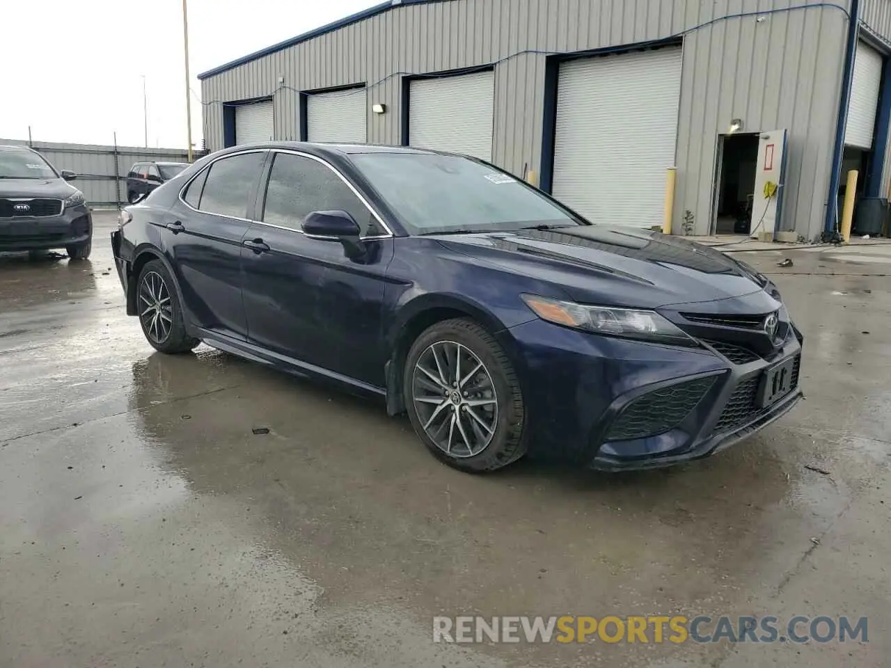 4 Photograph of a damaged car 4T1G11BKXNU071900 TOYOTA CAMRY 2022