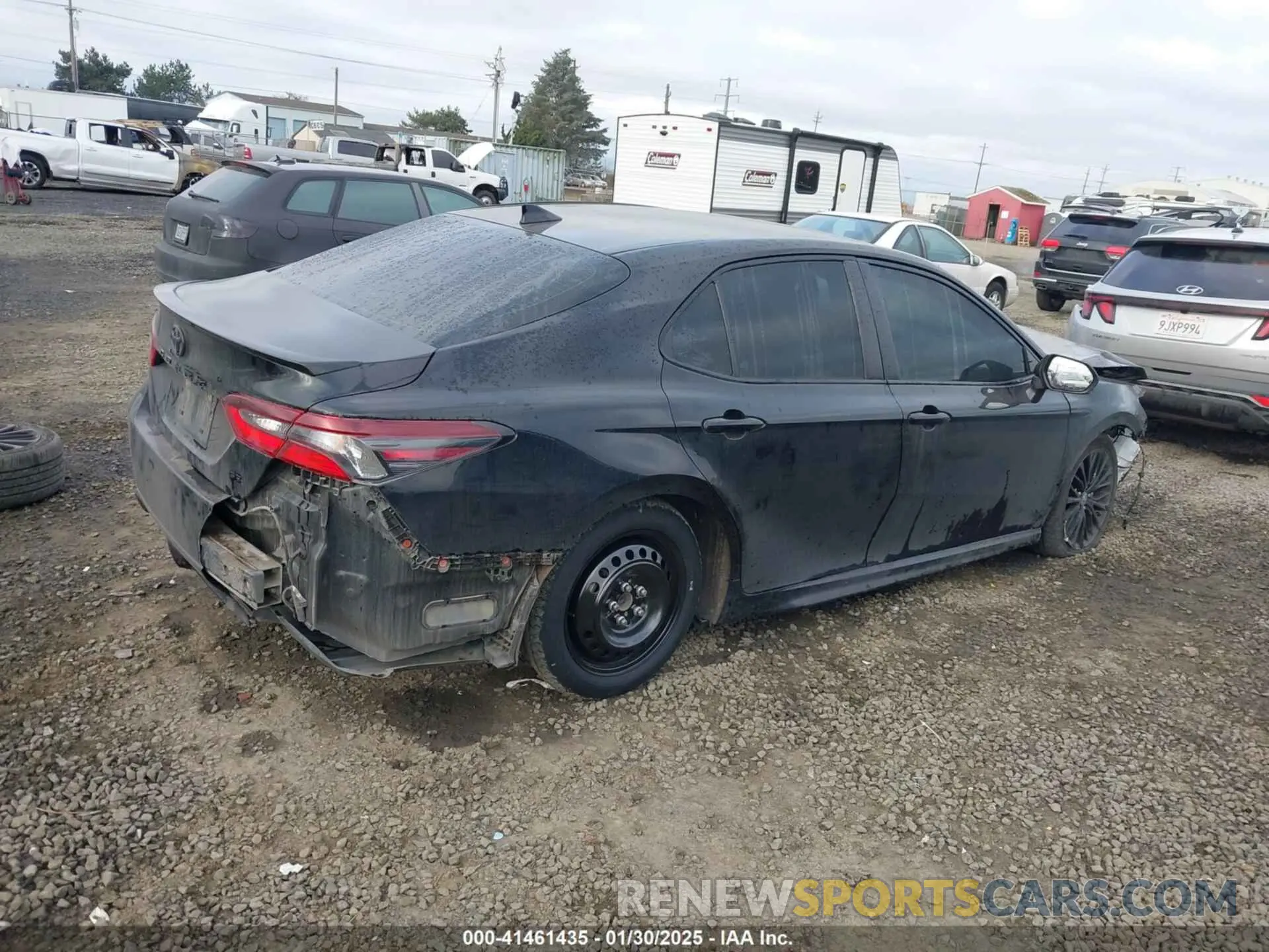 4 Фотография поврежденного автомобиля 4T1G31AK0NU040196 TOYOTA CAMRY 2022