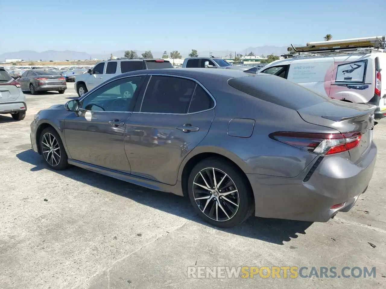 2 Фотография поврежденного автомобиля 4T1G31AK0NU591566 TOYOTA CAMRY 2022