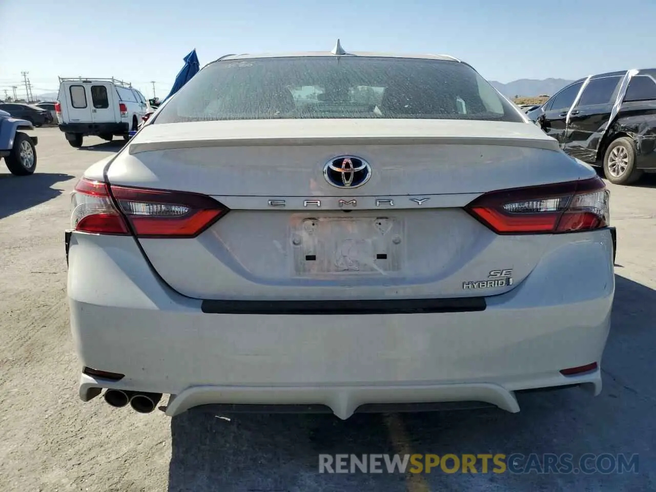 6 Photograph of a damaged car 4T1G31AK1NU045097 TOYOTA CAMRY 2022