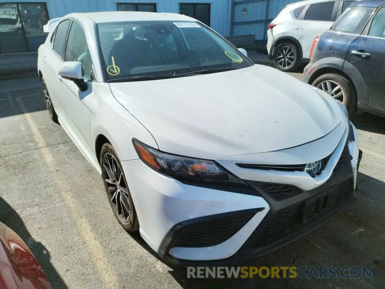 1 Photograph of a damaged car 4T1G31AK1NU584691 TOYOTA CAMRY 2022