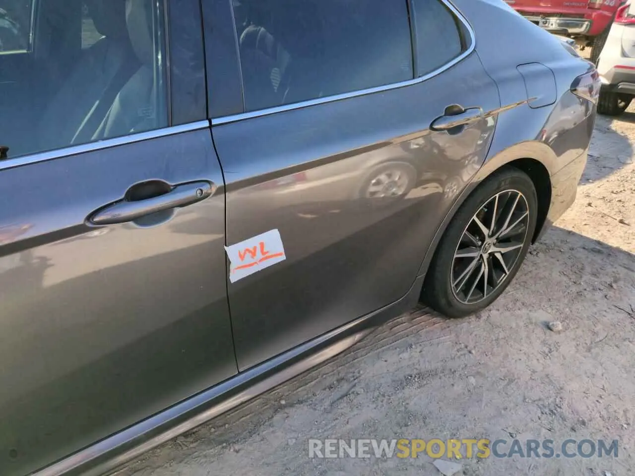12 Photograph of a damaged car 4T1G31AK2NU598793 TOYOTA CAMRY 2022