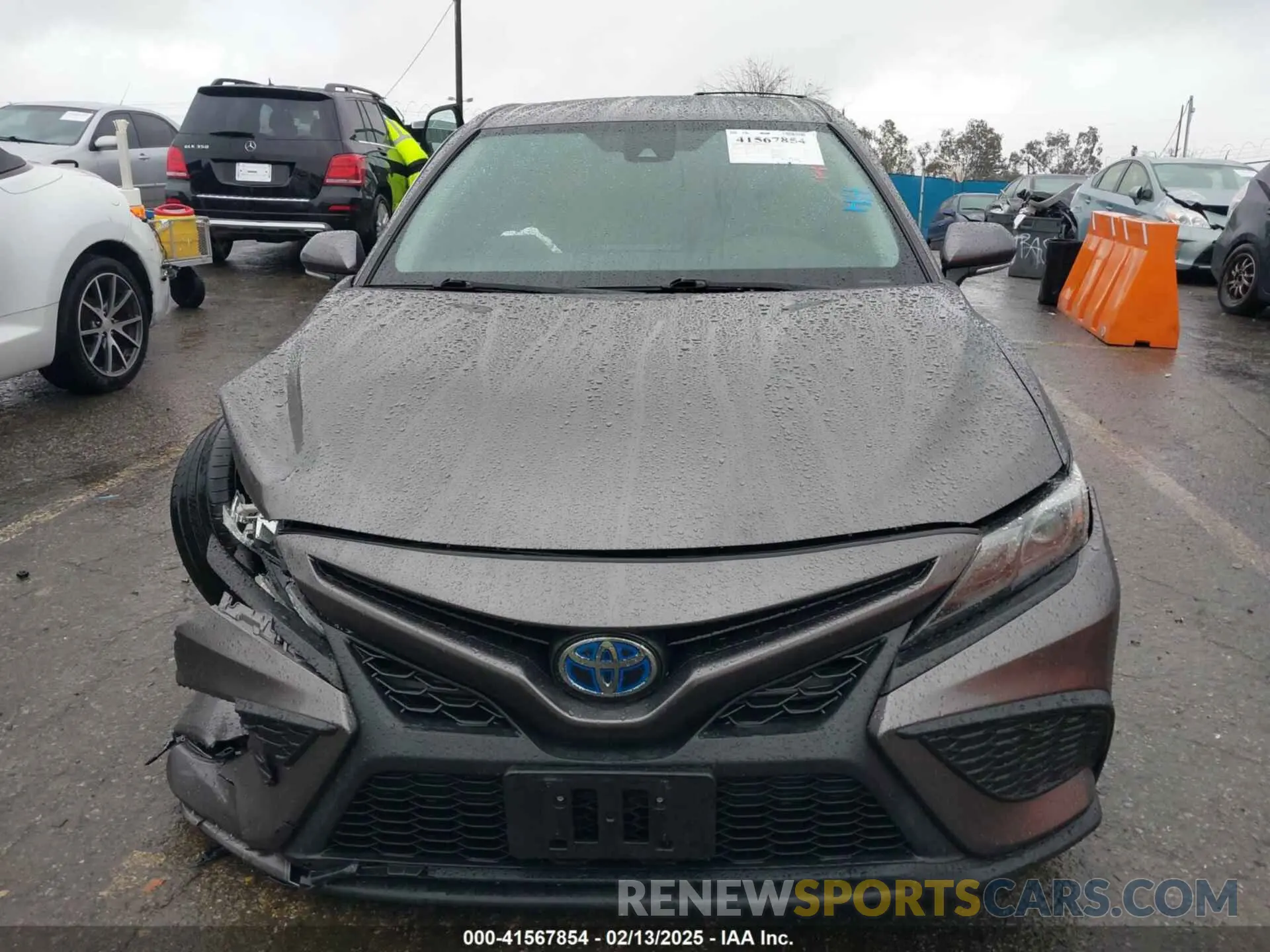 12 Photograph of a damaged car 4T1G31AK4NU571479 TOYOTA CAMRY 2022