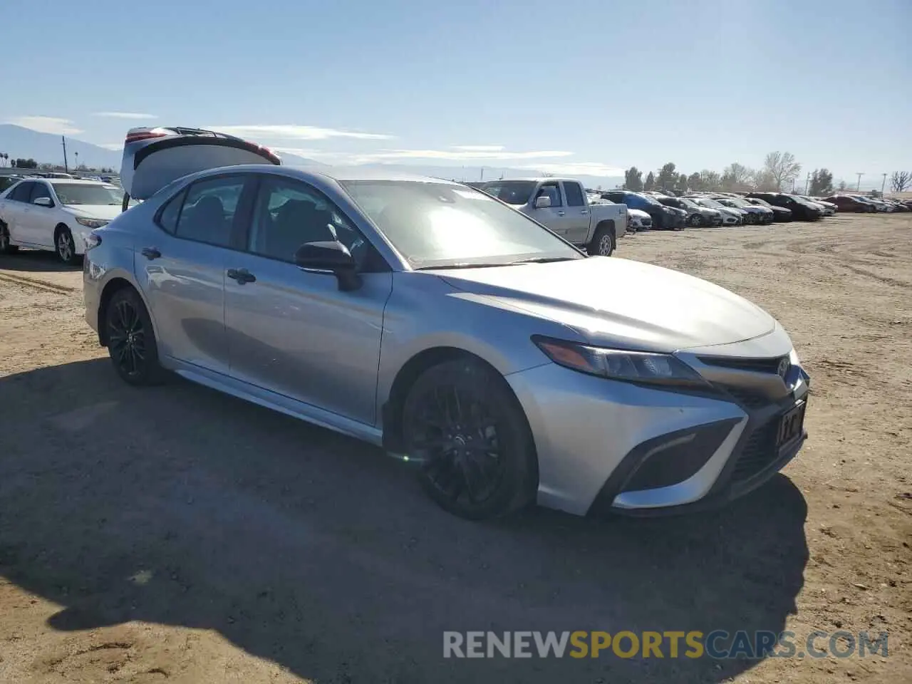 4 Фотография поврежденного автомобиля 4T1G31AK8NU045095 TOYOTA CAMRY 2022