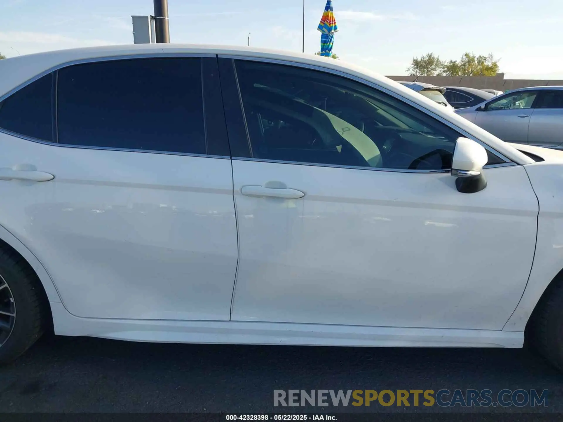 14 Photograph of a damaged car 4T1G31AK9NU041993 TOYOTA CAMRY 2022