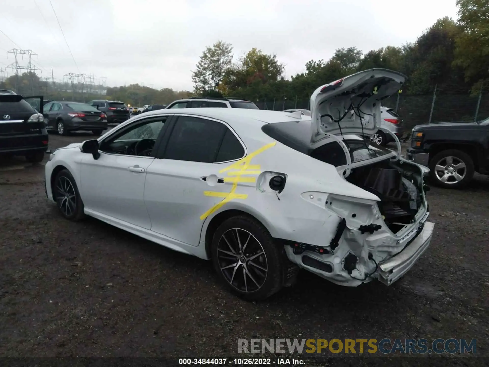 3 Photograph of a damaged car 4T1G31AKXNU035331 TOYOTA CAMRY 2022