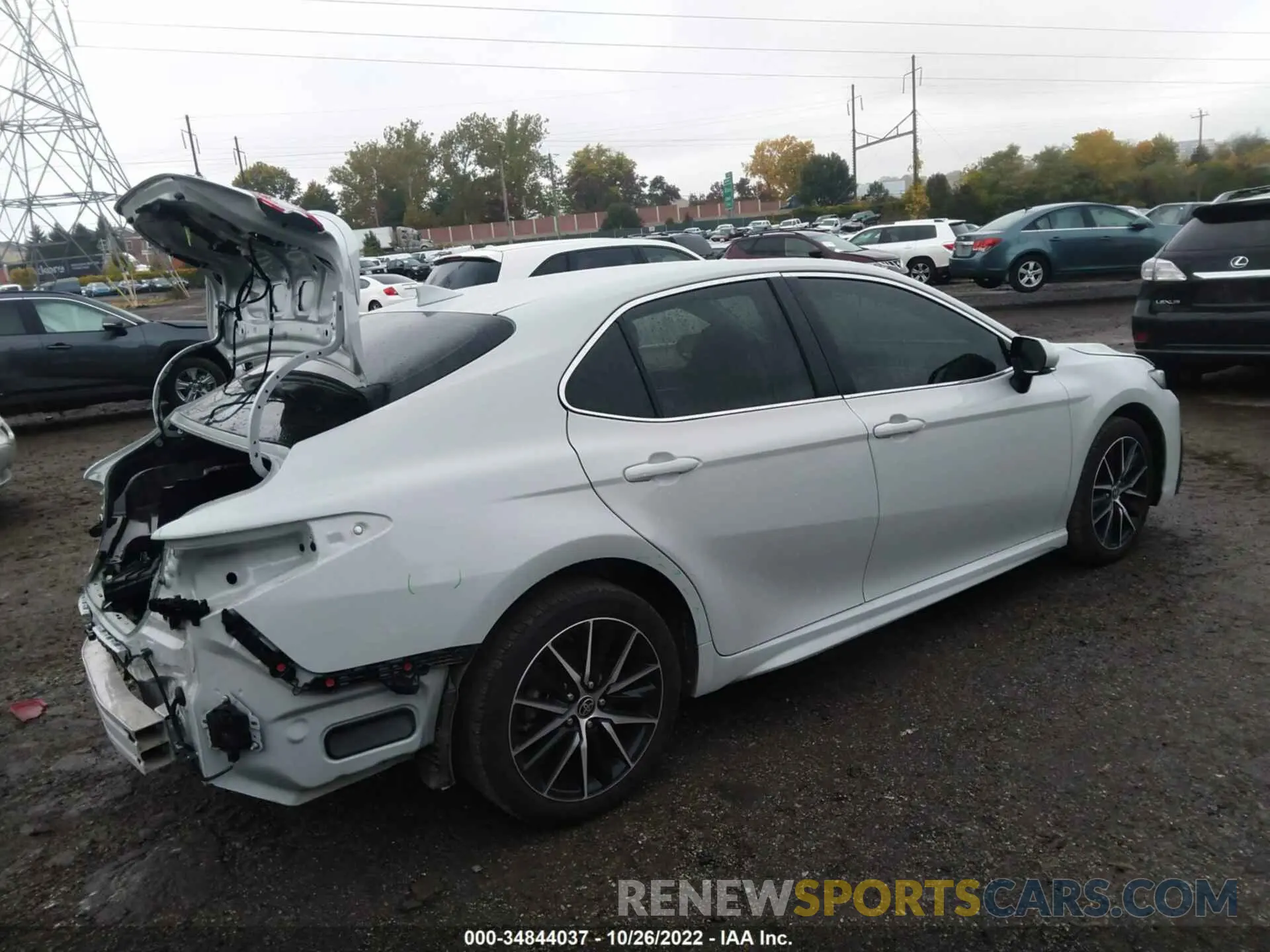 4 Photograph of a damaged car 4T1G31AKXNU035331 TOYOTA CAMRY 2022