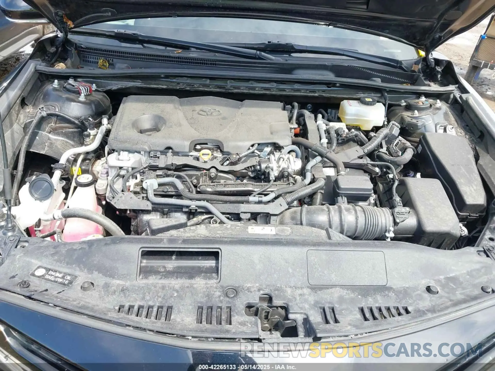 10 Photograph of a damaged car 4T1K31AK0NU595563 TOYOTA CAMRY 2022