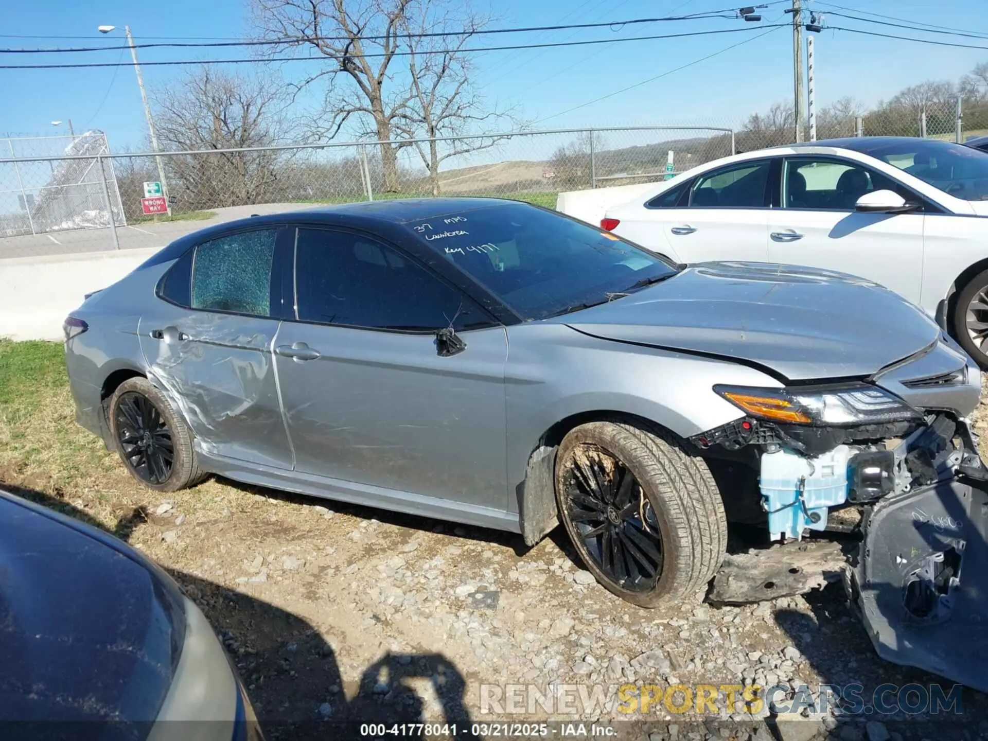 14 Фотография поврежденного автомобиля 4T1K31AK1NU044171 TOYOTA CAMRY 2022