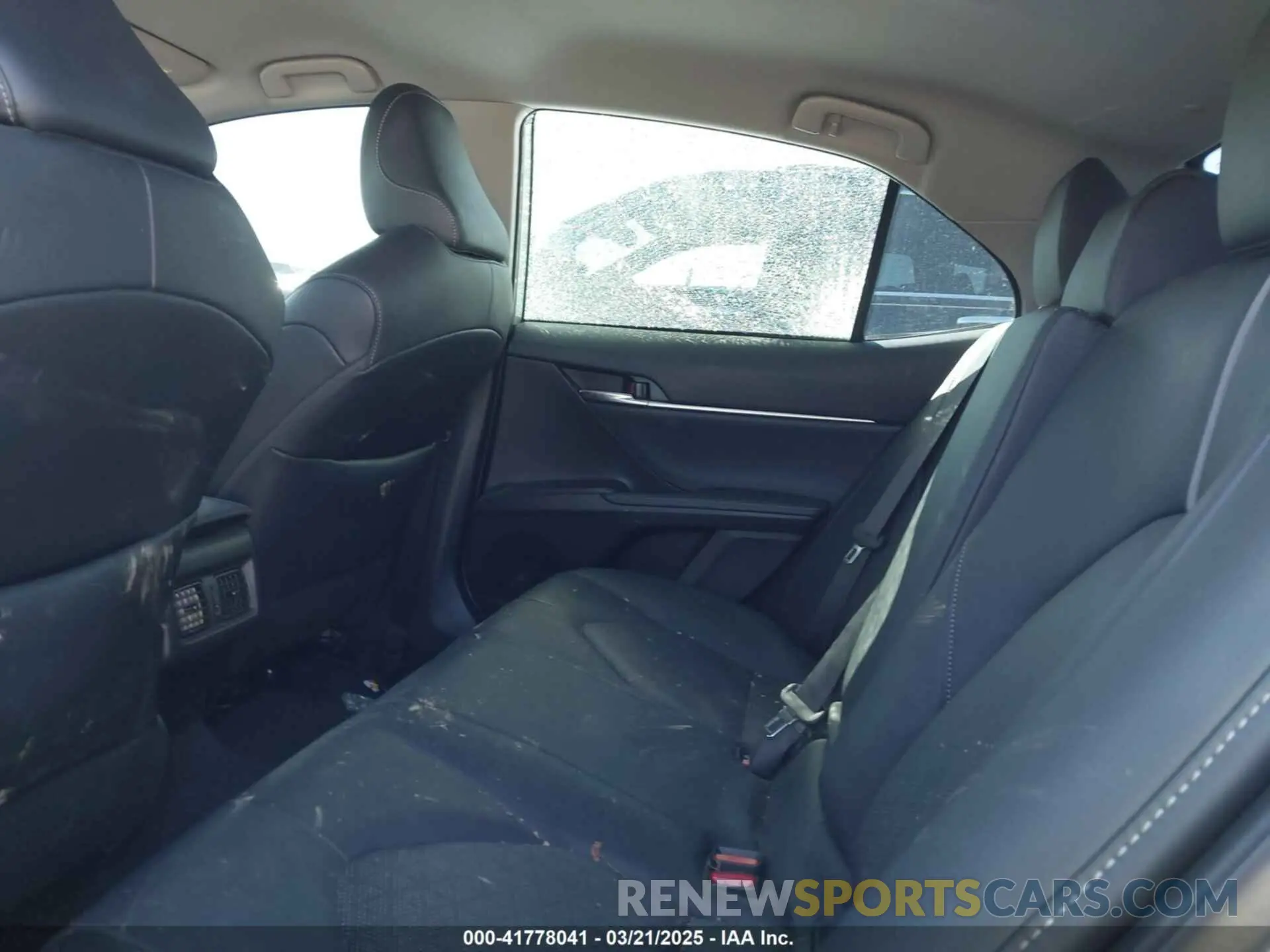 8 Фотография поврежденного автомобиля 4T1K31AK1NU044171 TOYOTA CAMRY 2022