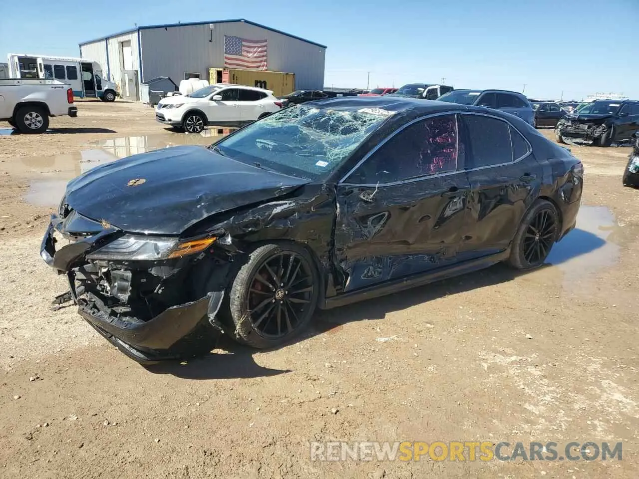 1 Photograph of a damaged car 4T1K31AK2NU578800 TOYOTA CAMRY 2022