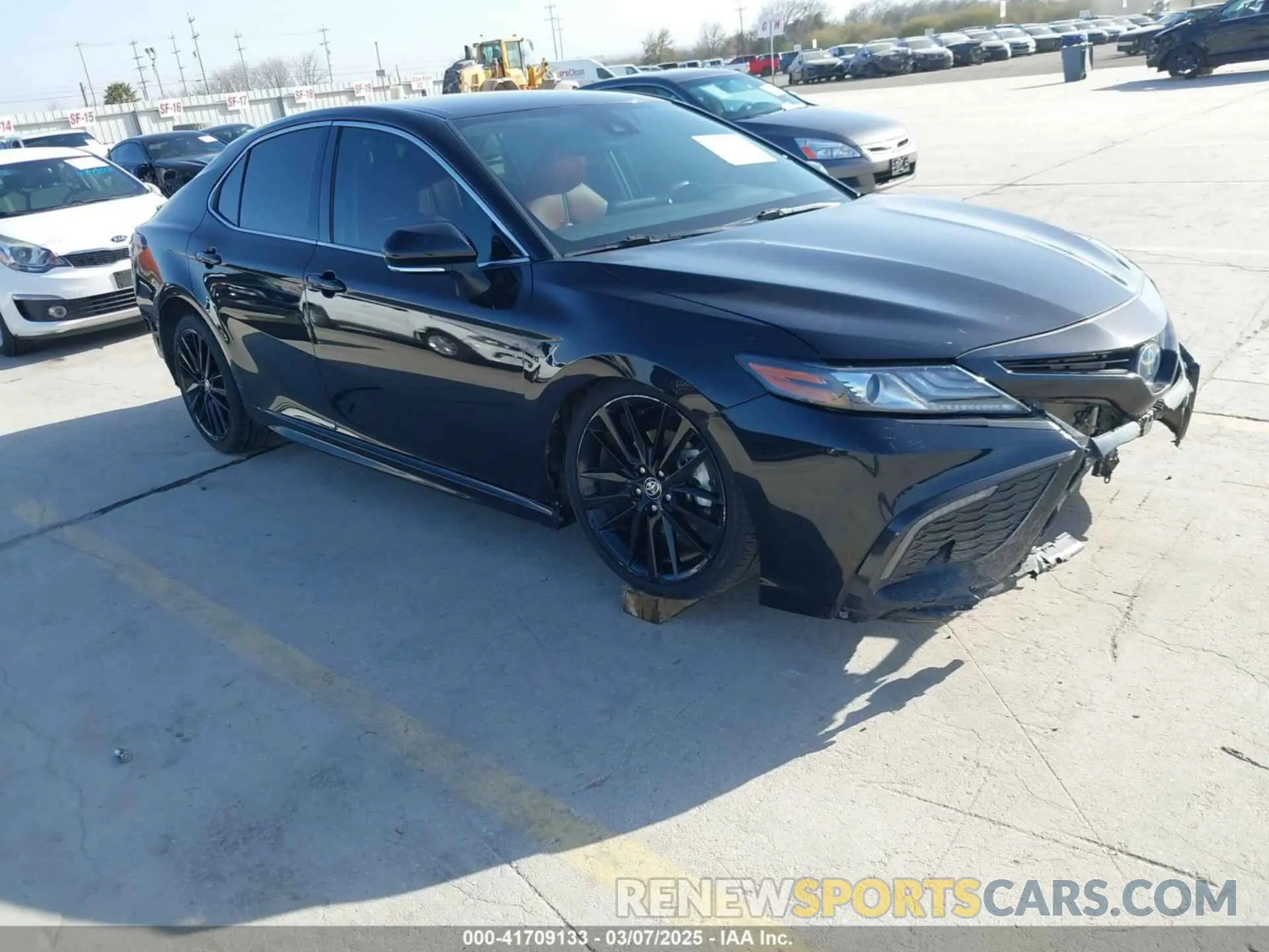 1 Фотография поврежденного автомобиля 4T1K31AK4NU579480 TOYOTA CAMRY 2022