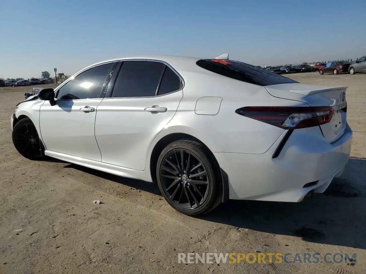 2 Photograph of a damaged car 4T1K31AK7NU594961 TOYOTA CAMRY 2022