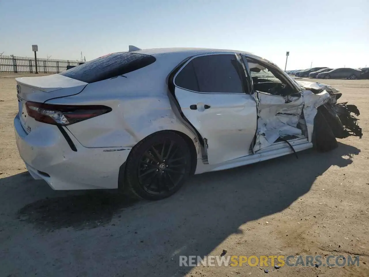 3 Photograph of a damaged car 4T1K31AK7NU594961 TOYOTA CAMRY 2022