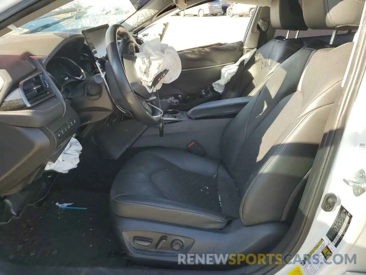 7 Photograph of a damaged car 4T1K31AK7NU594961 TOYOTA CAMRY 2022