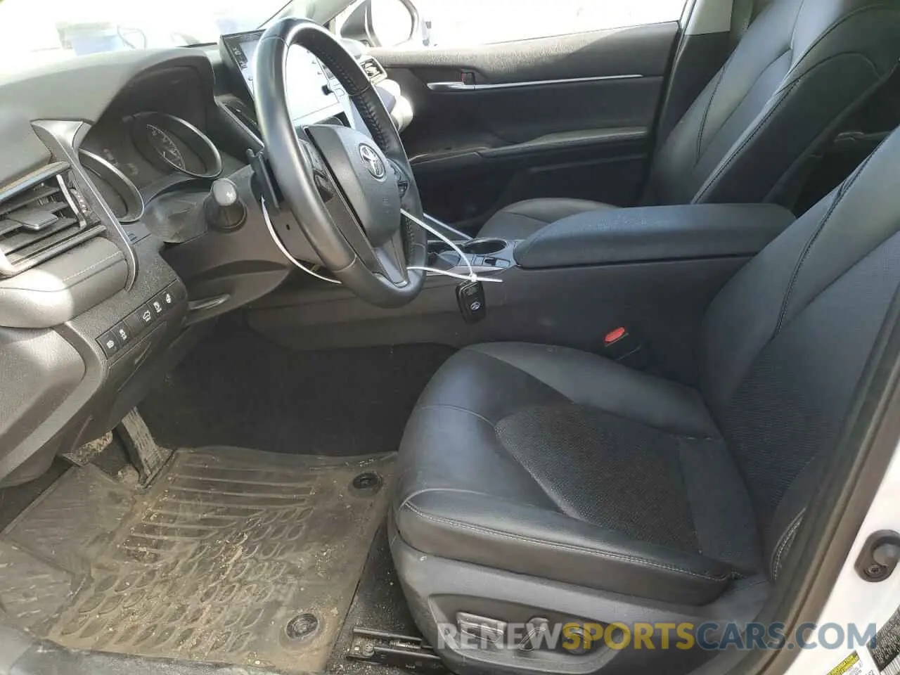 7 Photograph of a damaged car 4T1K31AK7NU595351 TOYOTA CAMRY 2022