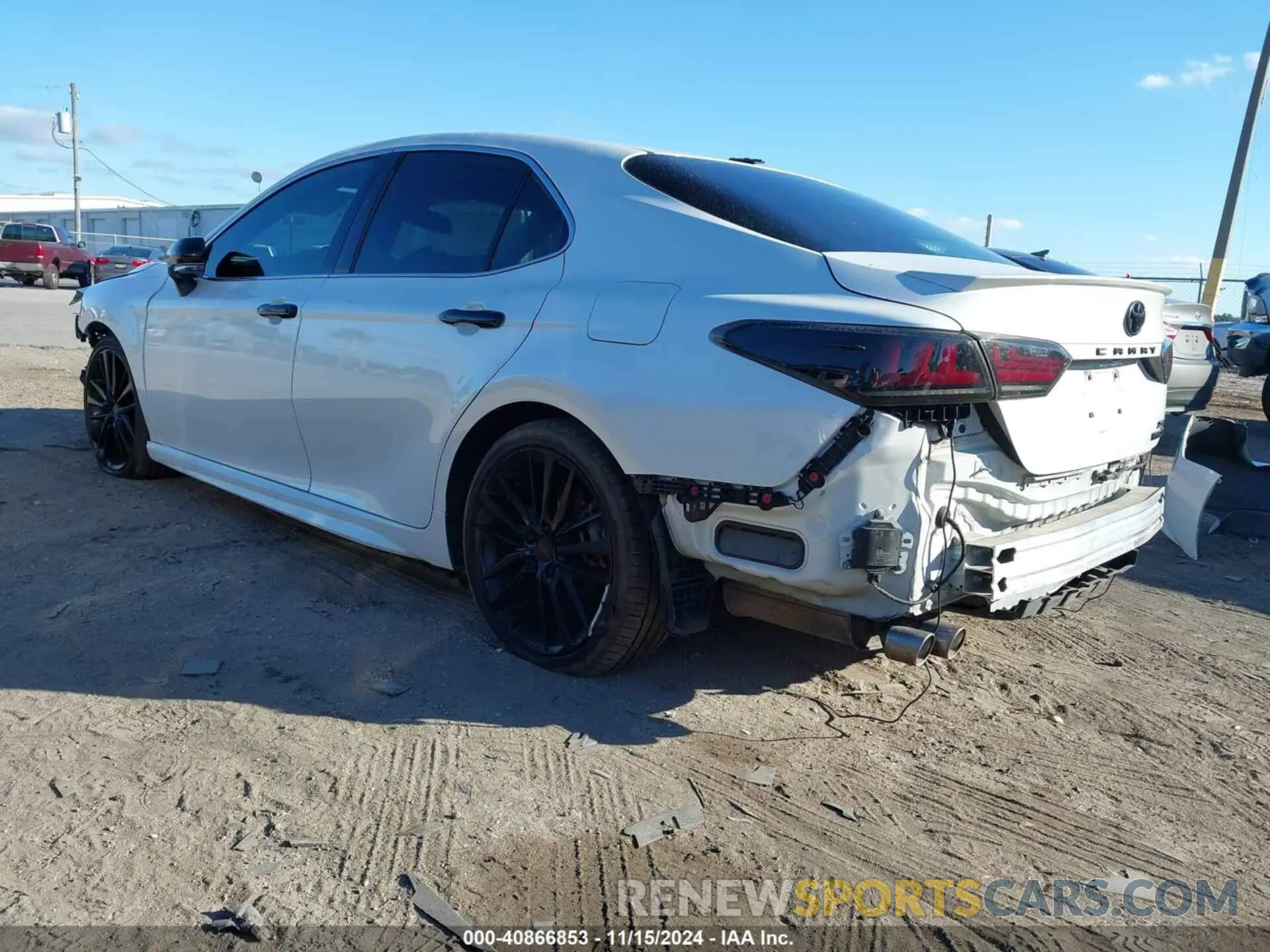 15 Фотография поврежденного автомобиля 4T1K31AK9NU572881 TOYOTA CAMRY 2022