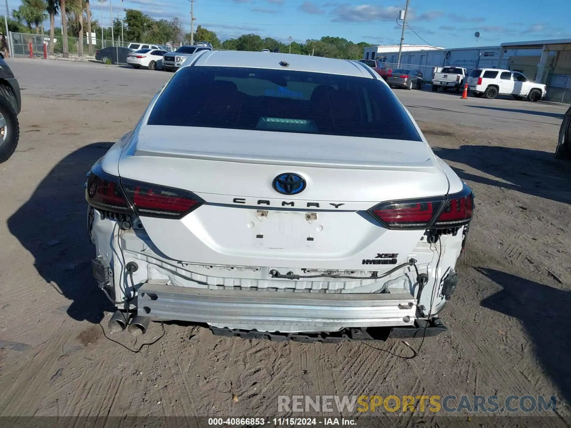 17 Фотография поврежденного автомобиля 4T1K31AK9NU572881 TOYOTA CAMRY 2022