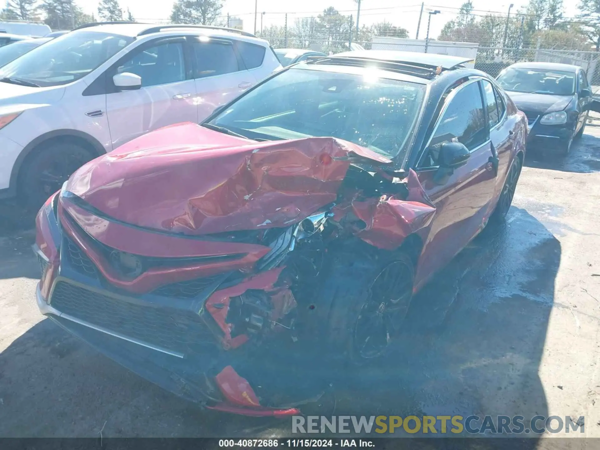6 Photograph of a damaged car 4T1K61AK0NU033783 TOYOTA CAMRY 2022