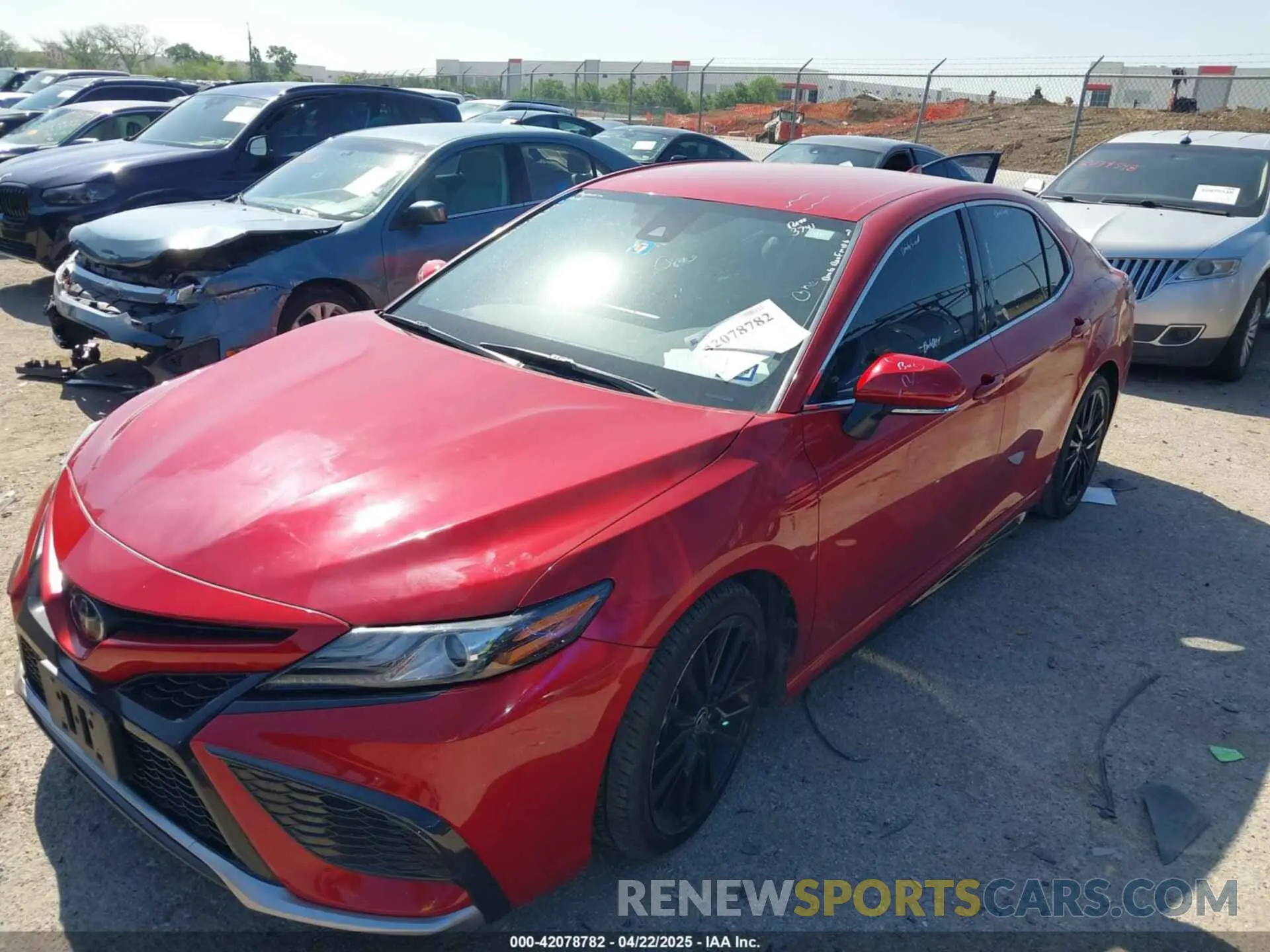 6 Photograph of a damaged car 4T1K61AK1NU006141 TOYOTA CAMRY 2022