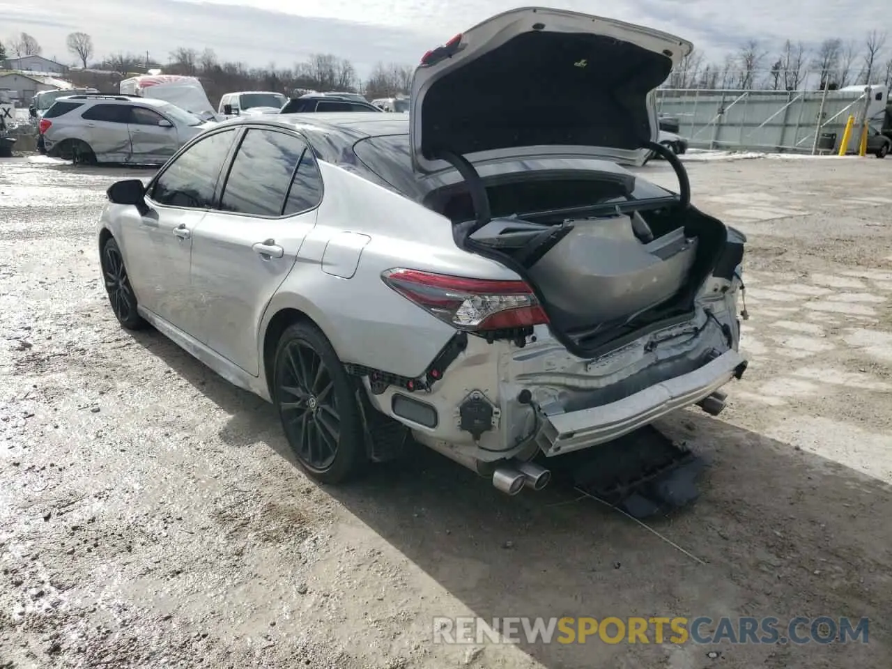 3 Photograph of a damaged car 4T1K61AK1NU010920 TOYOTA CAMRY 2022