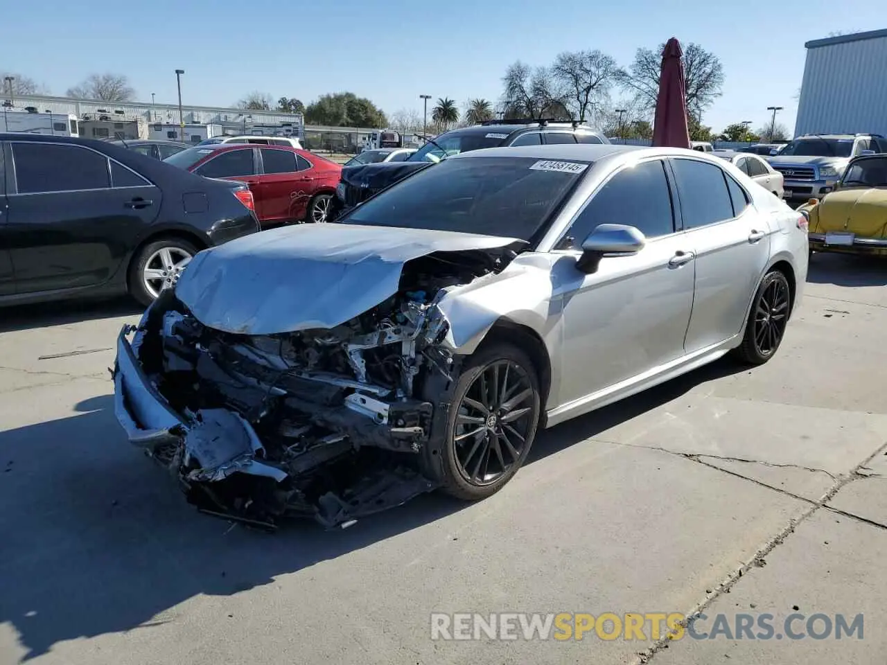 1 Photograph of a damaged car 4T1K61AK1NU030827 TOYOTA CAMRY 2022