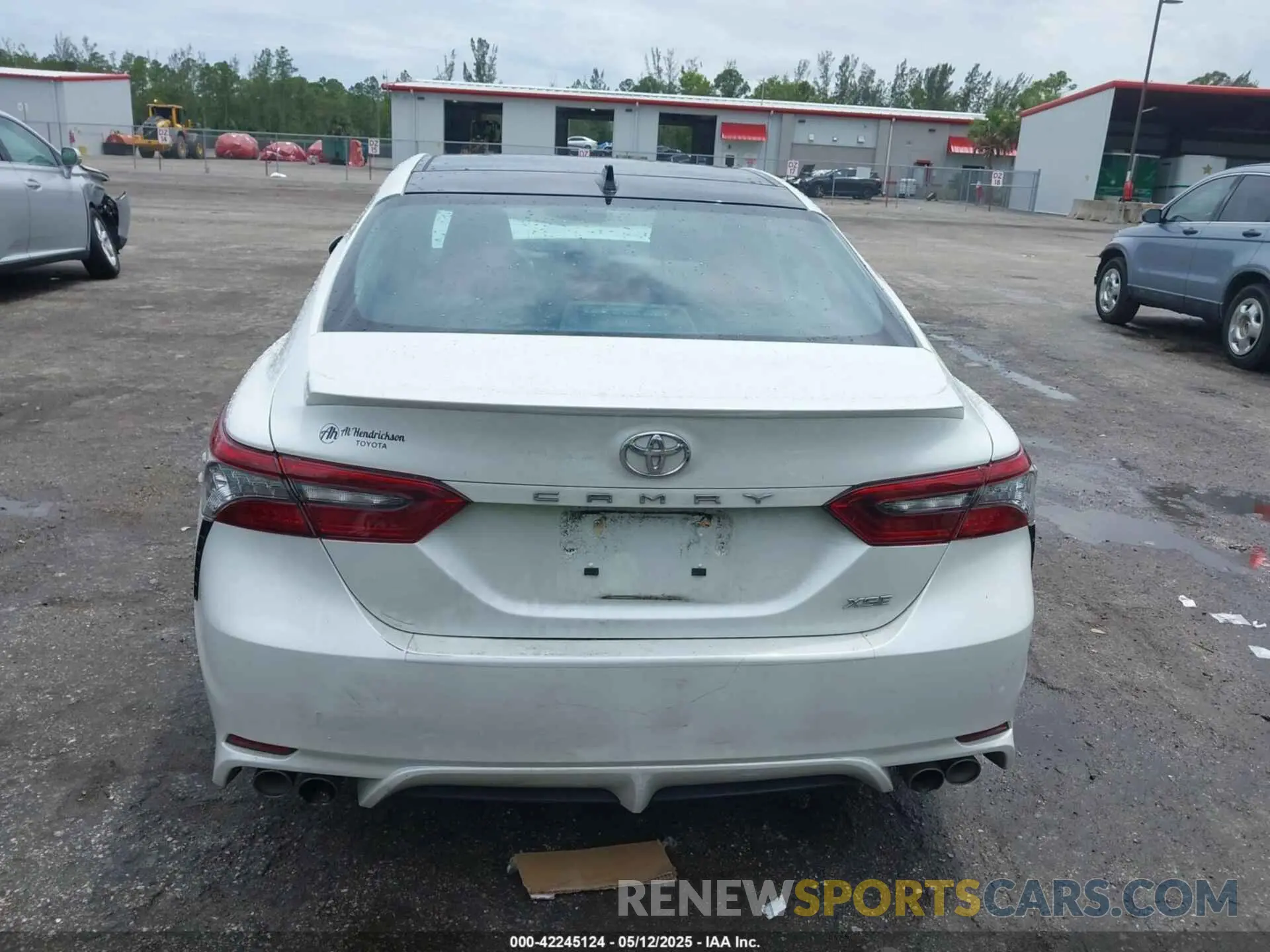 17 Фотография поврежденного автомобиля 4T1K61AK1NU032335 TOYOTA CAMRY 2022