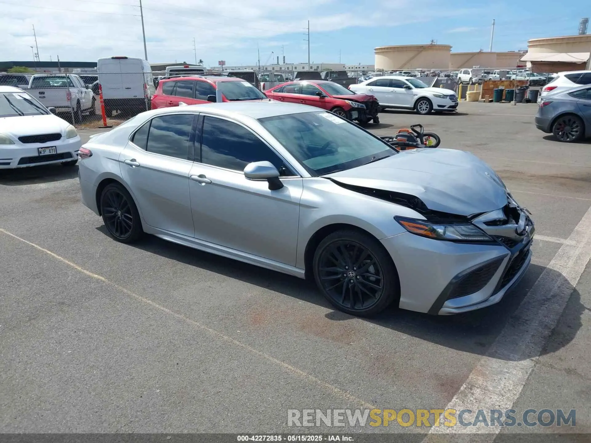 1 Photograph of a damaged car 4T1K61AK1NU034649 TOYOTA CAMRY 2022