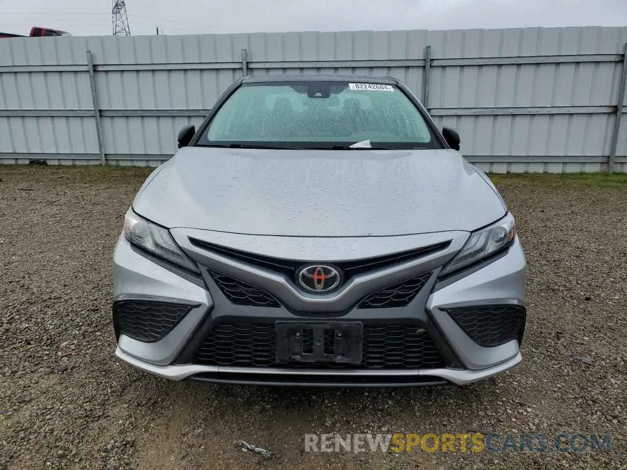 5 Photograph of a damaged car 4T1K61AK2NU005077 TOYOTA CAMRY 2022