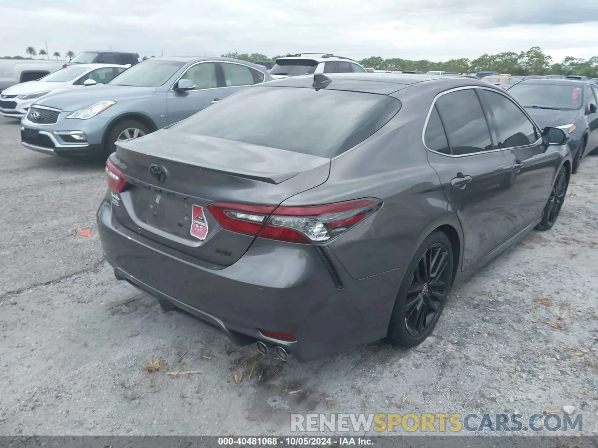 4 Фотография поврежденного автомобиля 4T1K61AK2NU021781 TOYOTA CAMRY 2022