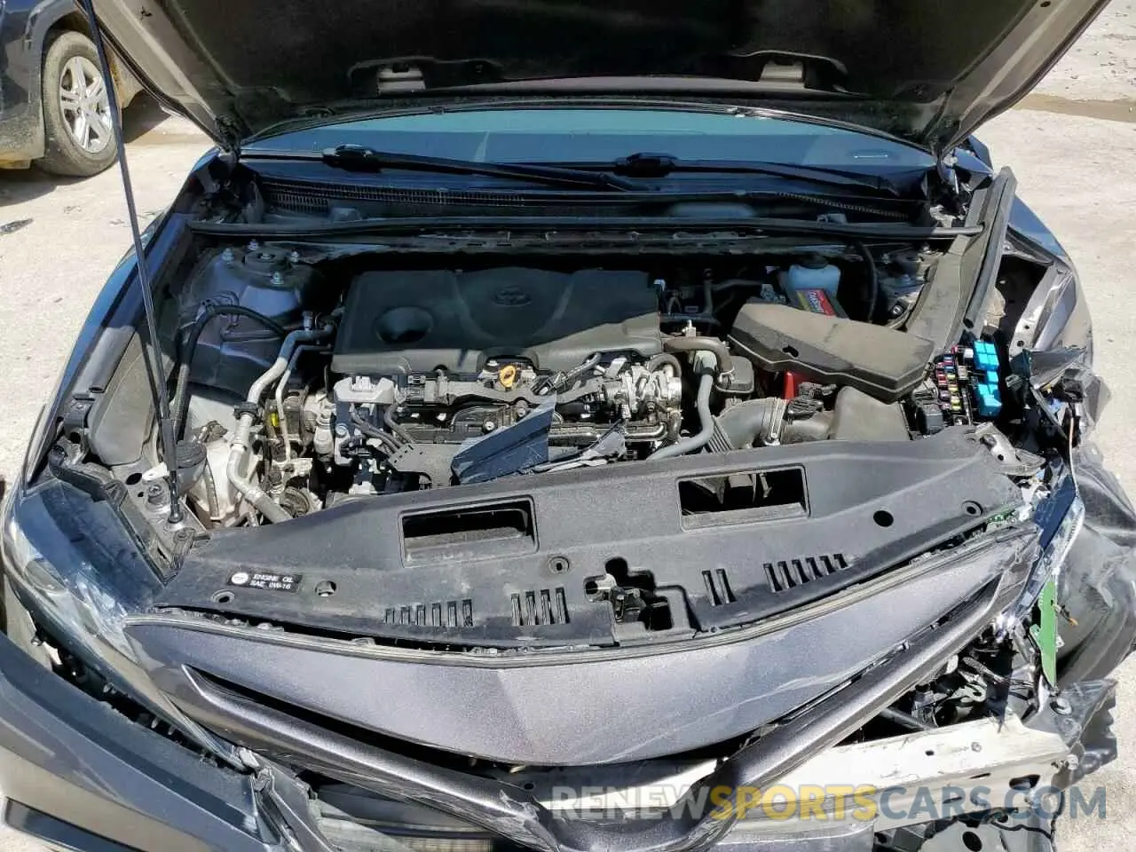 11 Photograph of a damaged car 4T1K61AK2NU049466 TOYOTA CAMRY 2022