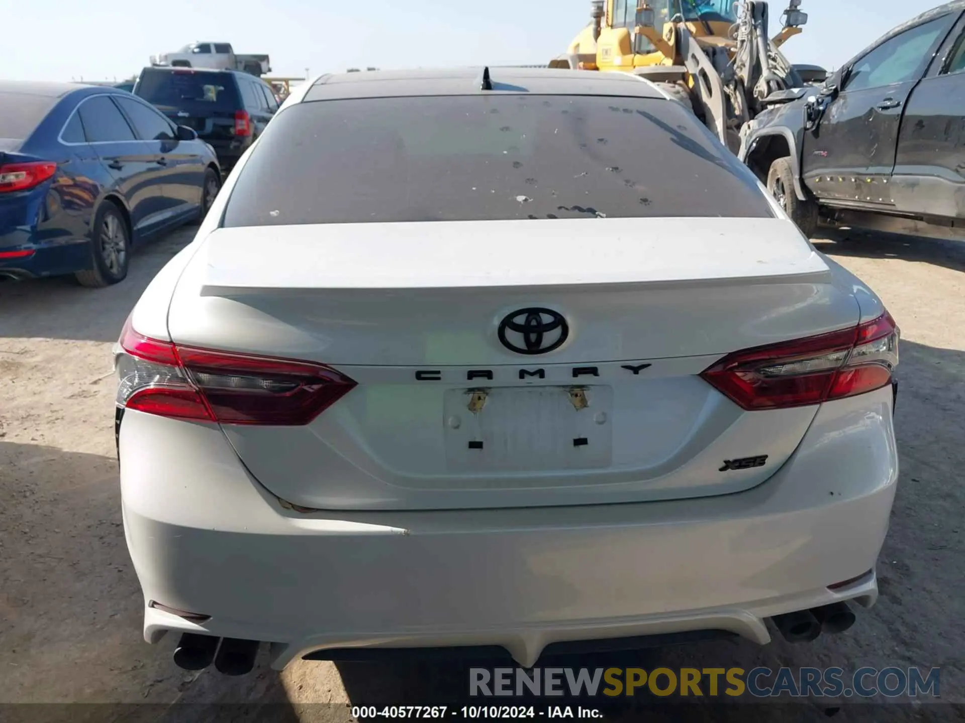 17 Photograph of a damaged car 4T1K61AK3NU020896 TOYOTA CAMRY 2022