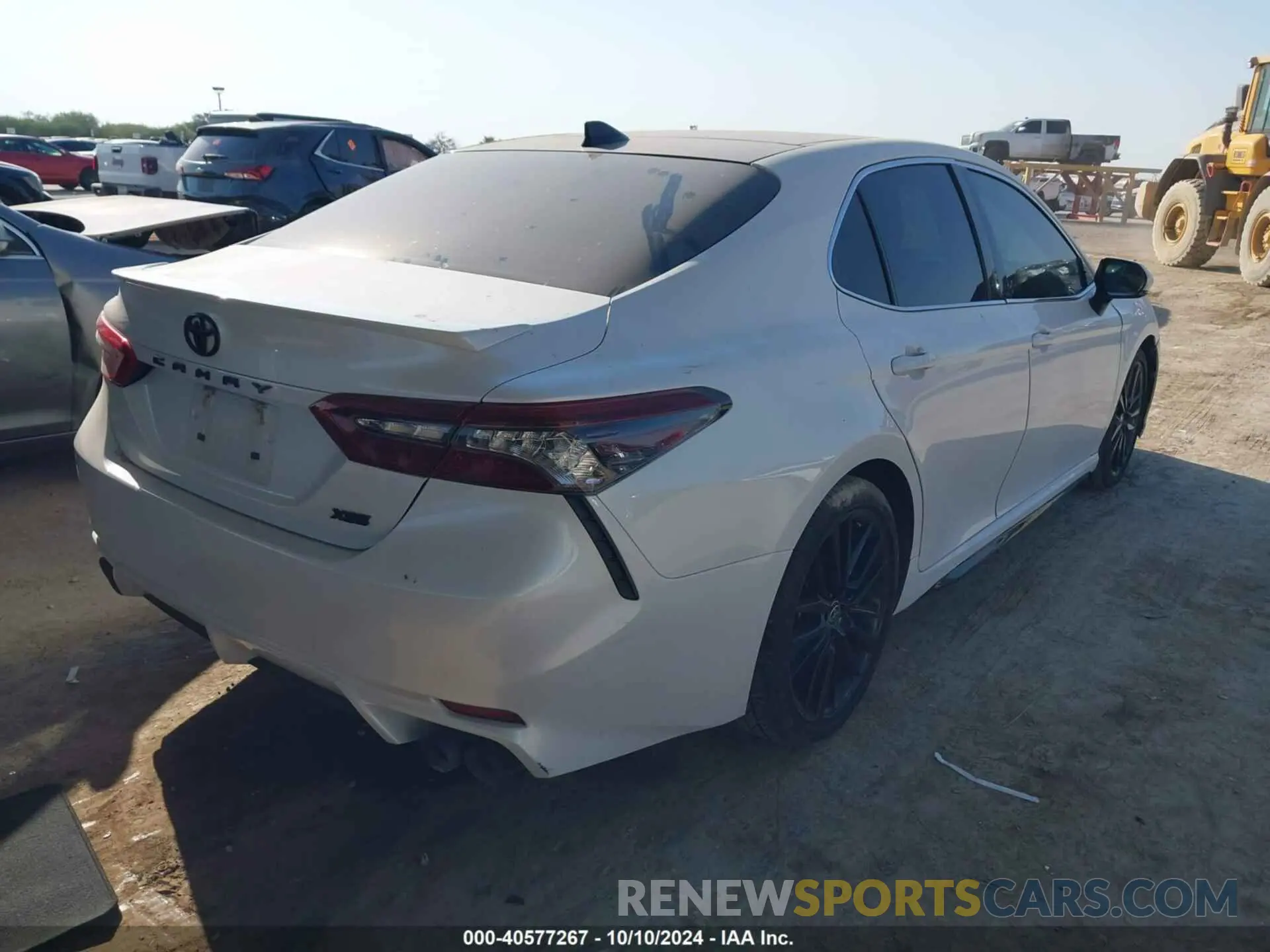 4 Photograph of a damaged car 4T1K61AK3NU020896 TOYOTA CAMRY 2022