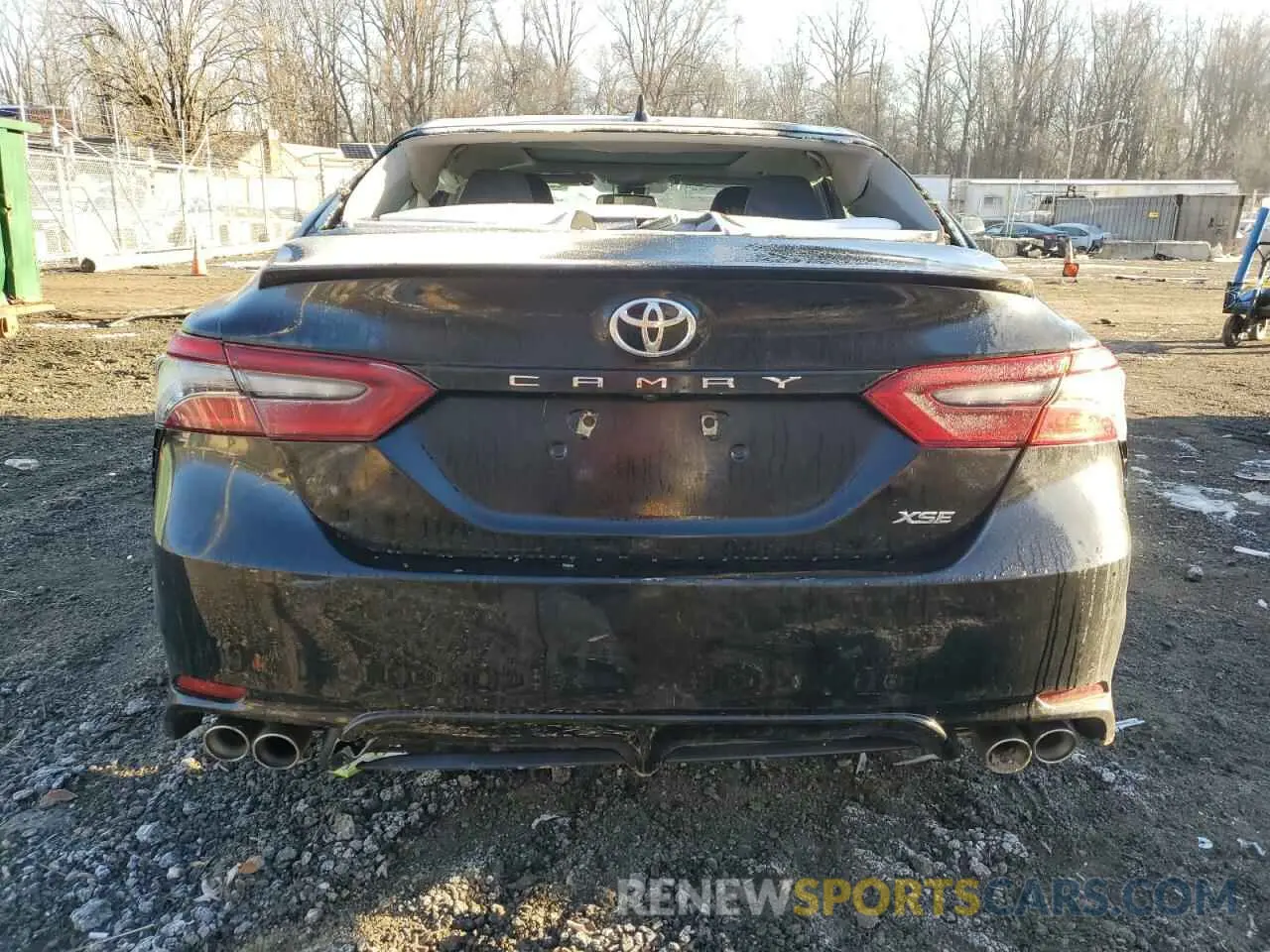 6 Photograph of a damaged car 4T1K61AK4NU001466 TOYOTA CAMRY 2022