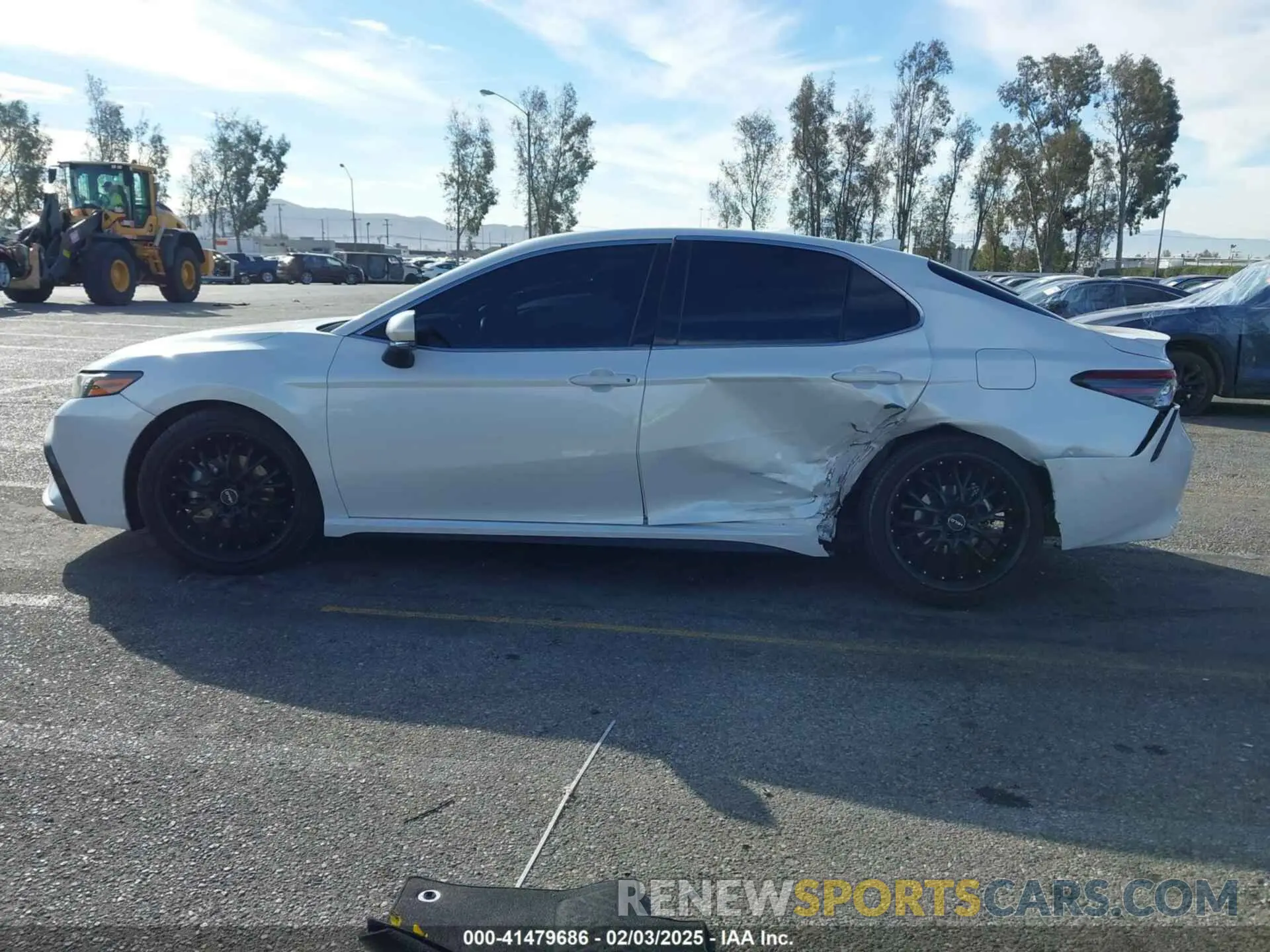 14 Photograph of a damaged car 4T1K61AK4NU005579 TOYOTA CAMRY 2022