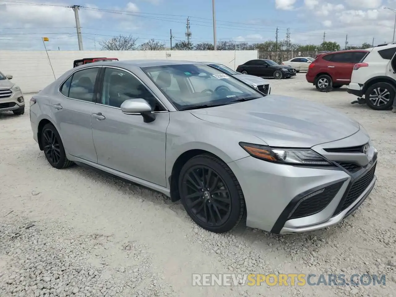4 Photograph of a damaged car 4T1K61AK4NU011723 TOYOTA CAMRY 2022