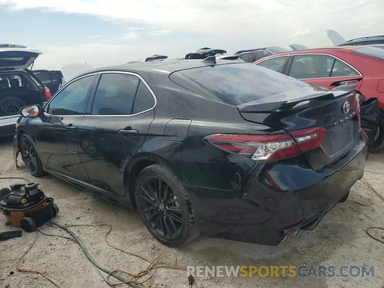2 Photograph of a damaged car 4T1K61AK4NU027081 TOYOTA CAMRY 2022