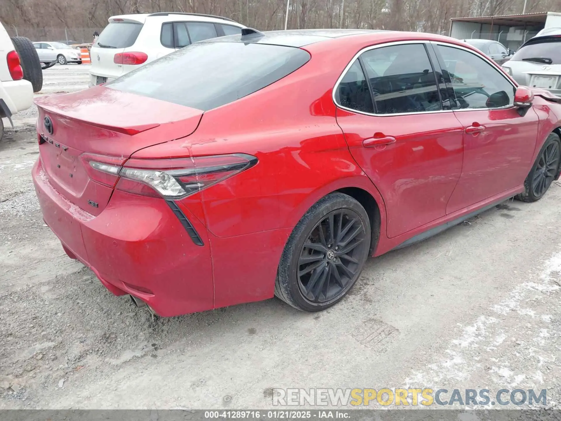 4 Photograph of a damaged car 4T1K61AK4NU066589 TOYOTA CAMRY 2022