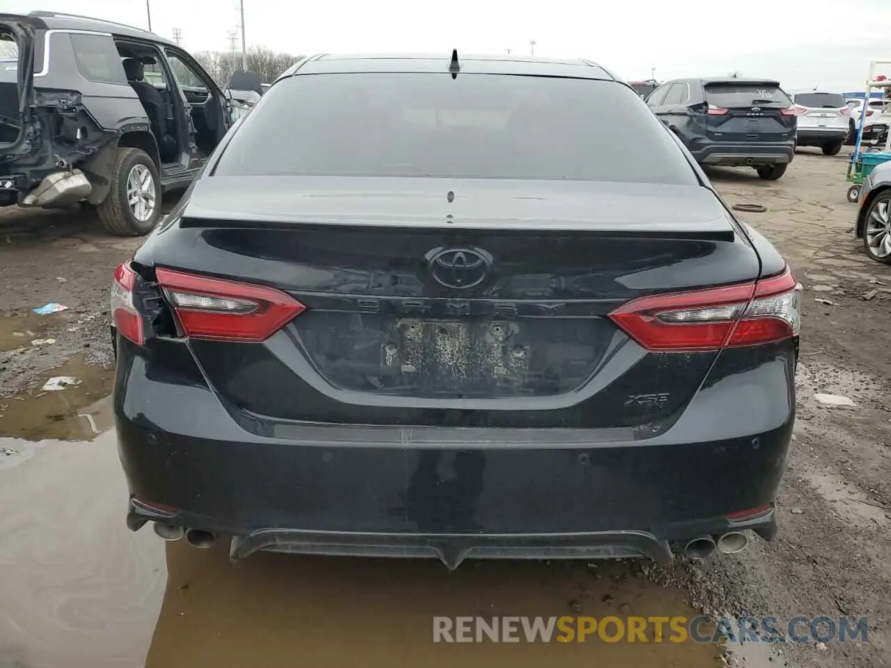 6 Photograph of a damaged car 4T1K61AK4NU069914 TOYOTA CAMRY 2022