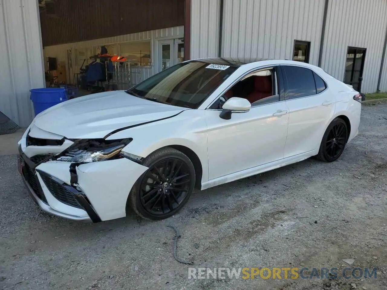 1 Photograph of a damaged car 4T1K61AK5NU013044 TOYOTA CAMRY 2022