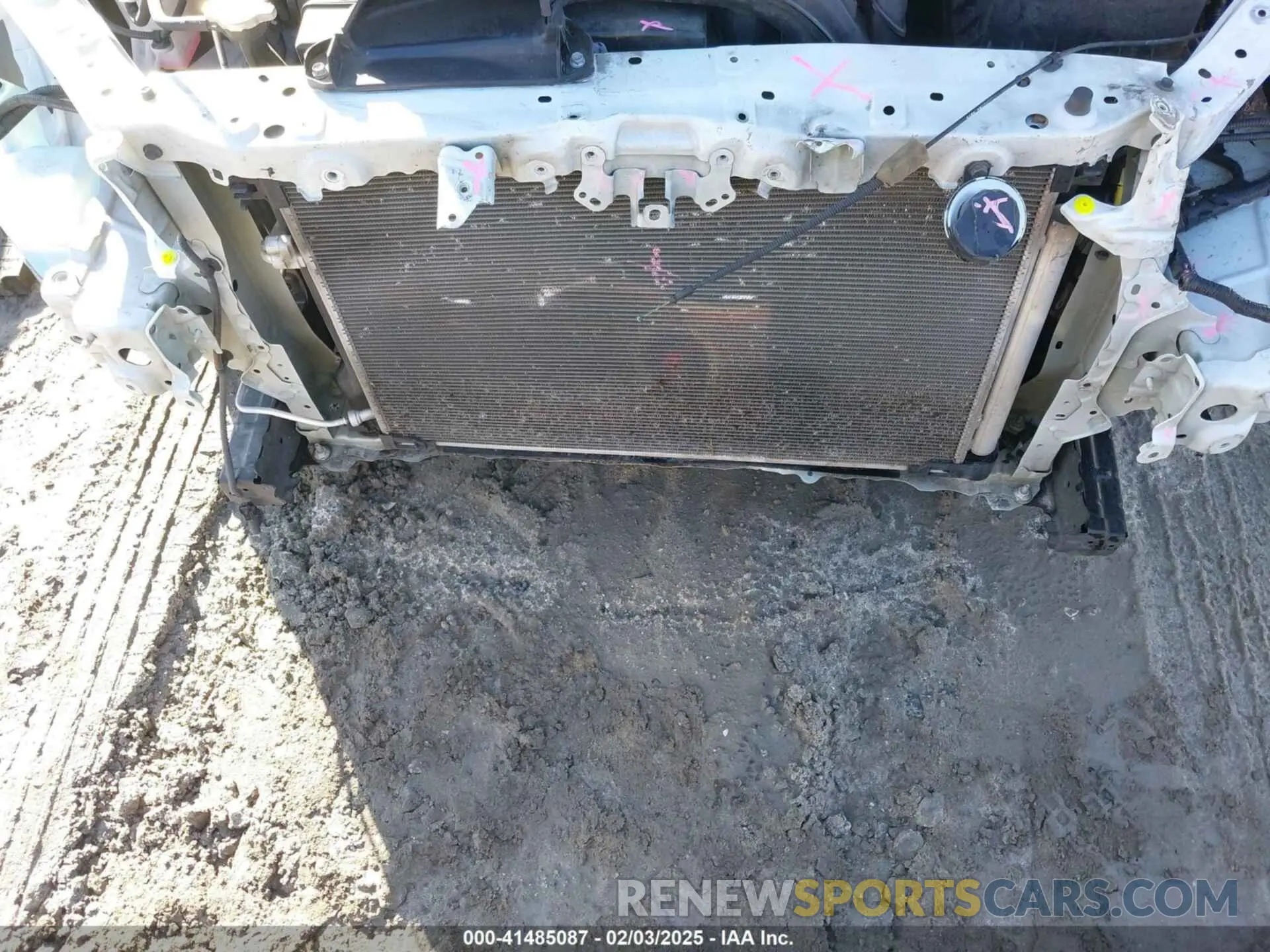 6 Photograph of a damaged car 4T1K61AK6NU011836 TOYOTA CAMRY 2022