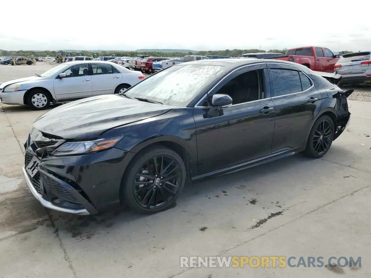1 Photograph of a damaged car 4T1K61AK7NU016186 TOYOTA CAMRY 2022