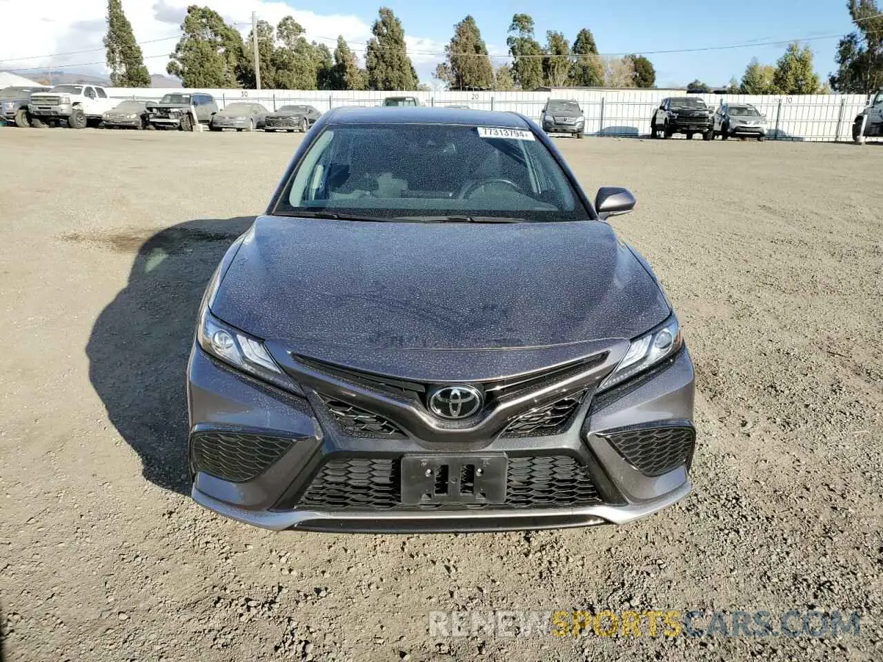 5 Photograph of a damaged car 4T1K61AK9NU709731 TOYOTA CAMRY 2022